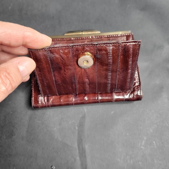 Eel Skin Wallet - Picture 4 of 7